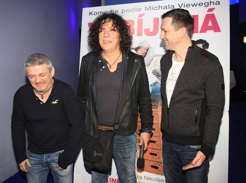 Vo filme Vybíjená zahviezdi aj trojica hercov: Michal Suchánek,Richard Genzer a Ondřej Sokol